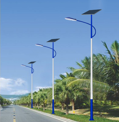 和硕太阳能路灯.jpg