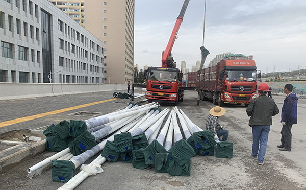 和硕太阳能路灯灯杆垂直度矫正方法与维护 和硕太阳能路灯灯杆垂直度矫正方法与维护