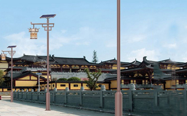 和硕太阳能路灯不亮故障排查与修复