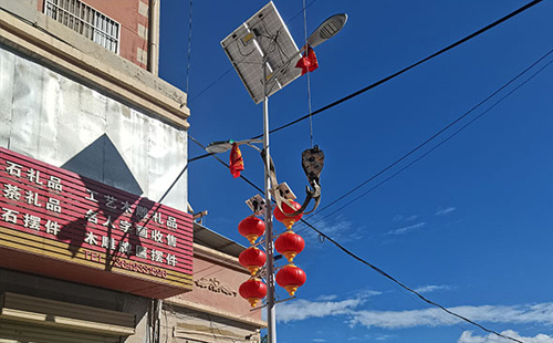 节能率翻倍：和硕智慧路灯选单灯控制器实战指南